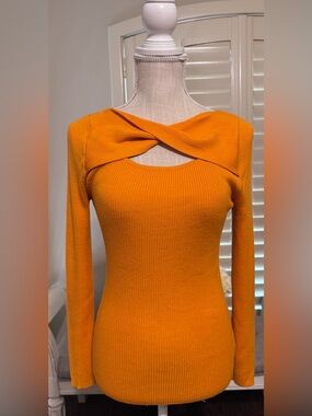 New York and Company Orange Twist-Front Long-Sleeve Knit Sweater